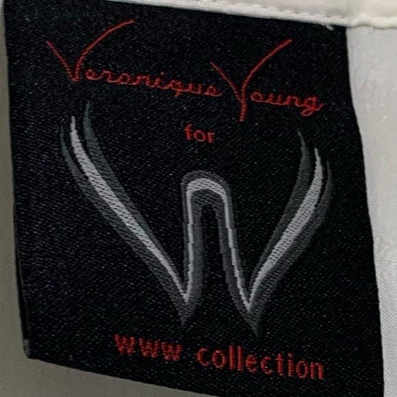 White formal long sleeve, button up, cuffed, sleeves - Picture 6 of 11